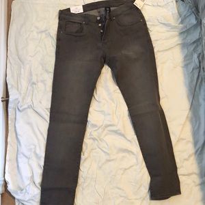 H&M skinny jeans - never worn - 34